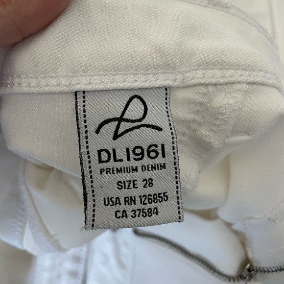 DL1961 white jeans - Picture 4 of 6